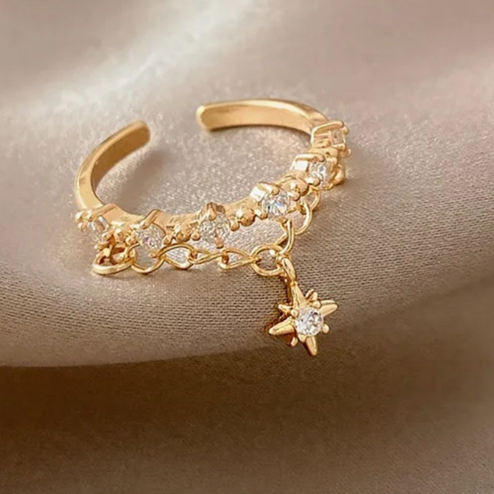 Gold Star Charm Ring